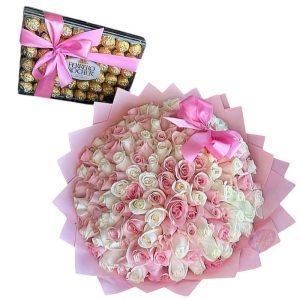 Buchón de rosas rosadas y blancas con caja de chocolates Ferrero