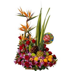 Arreglo frutero con rosas, orquídea hawaiana y aves del paraíso