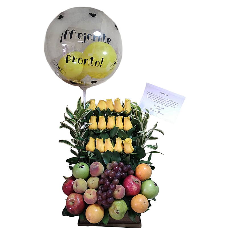 Frutero con 18 rosas amarillas, follaje decorativo, frutas frescas y globo burbuja personalizado