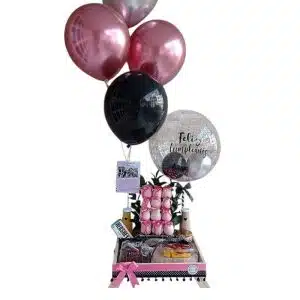 Desayuno Premium – Arreglo Floral con 12 Rosas, Tortas y Detalles Especiales