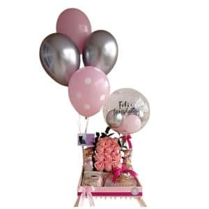 Desayuno Celebración – Arreglo Floral, Torta y Globo Personalizado