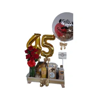 Desayuno Dorado – Flores, Ferrero y Globos de Número