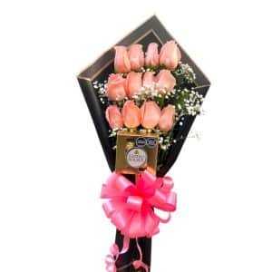 Bouquet Ternura – Rosas Salmón y Ferrero