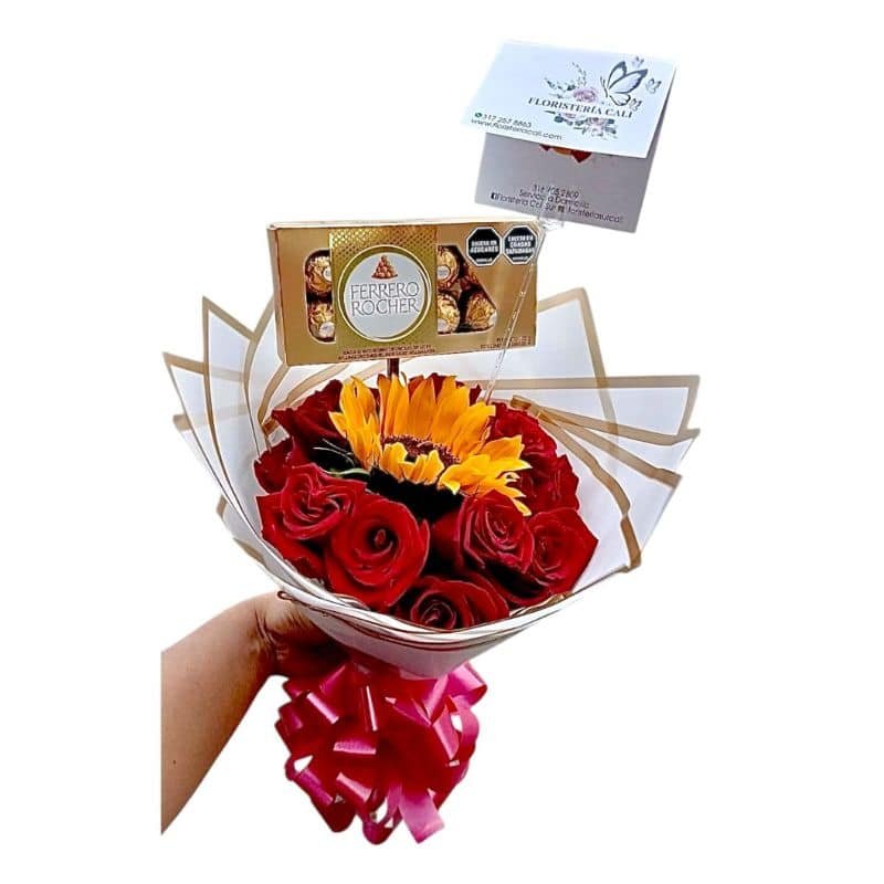 Buchón con rosas rojas, un girasol y chocolates Ferrero Rocher